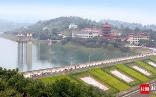 荣县，荣县属于哪个市