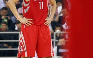 姚明第一次nba战纪，姚明第一次nba比赛