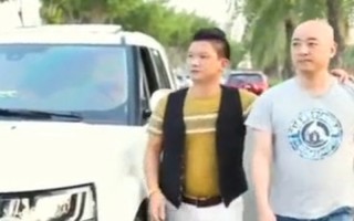 恶搞视频连载，恶搞视频突然蹦出鬼